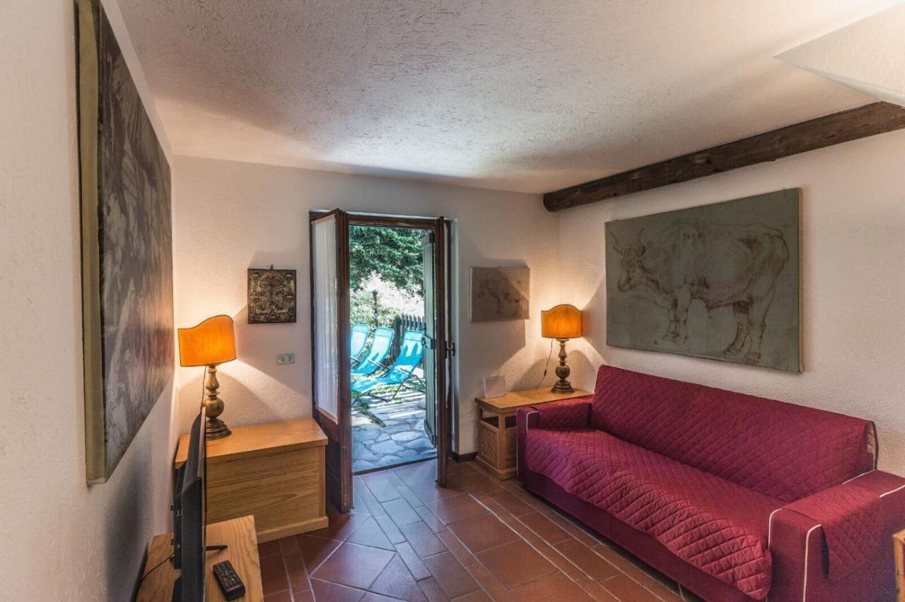 Altido Charming Apartments With Mountain Views And Green Backyard In Verrand Exterior foto